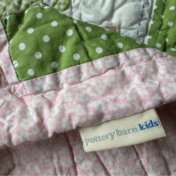 Pottery Barn Girls Crib Quilt Blanket - Picture 7 of 9